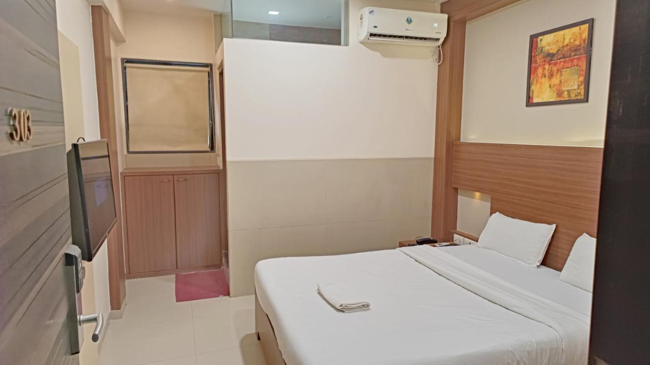 Hotel Alka Residency Thane Exterior photo